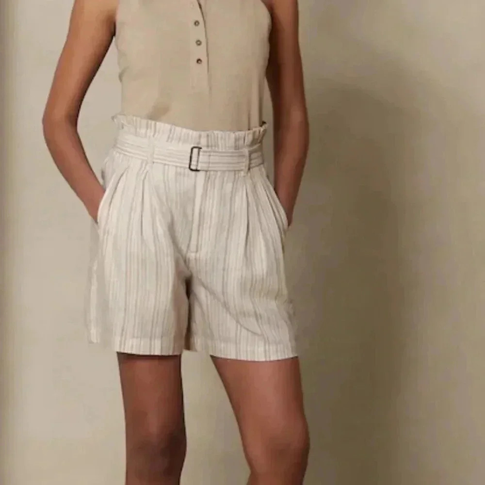 Banana Republic Linen-Blend Paperbag Short